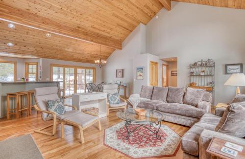Deer Park House | Oregon Loop 36 - Meredith Lodging