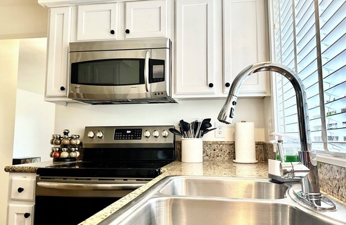 Oregon City House | Oregon Ridge Retreat- Near Downtown Oregon City
