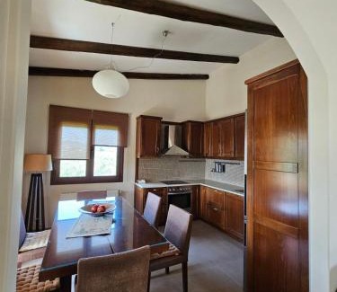 Plepi Apartment | Orestis' Family House