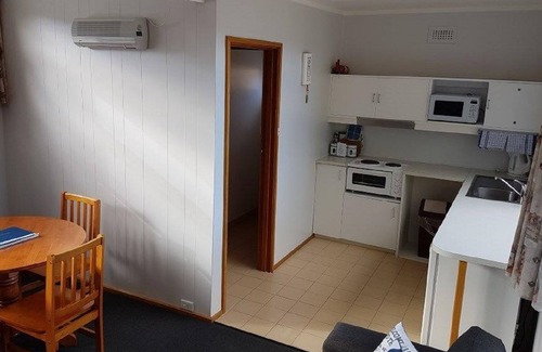 Orford Apartment | Orford Sea Breeze Holiday Cabins