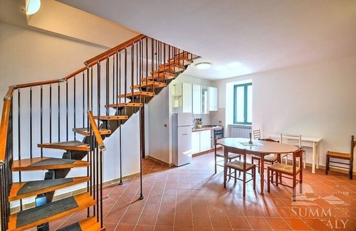 Sicignano degli Alburni Apartment | Organic/bio farm the hedgehog trail