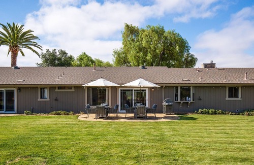 Santa Ynez House | Organic Vineyard w/Bocce & Game Room. Sleeps 8