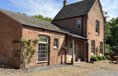 King's Bromley Cottage | ORGREAVE COTTAGE, family friendly, luxury holiday cottage in Alrewas