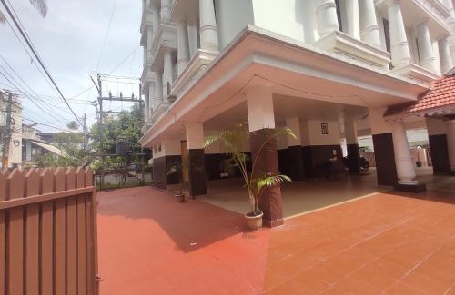 Mamangalam Apartment | Orient Glory Holidays