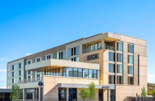 Waldron Hotel | Origin Kansas City, a Wyndham Hotel