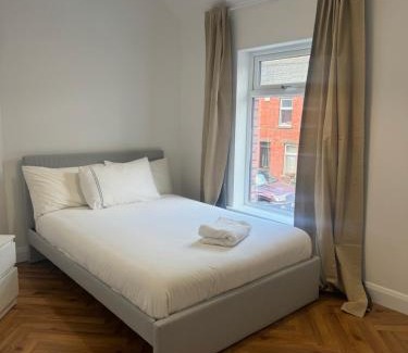 Dublin House | Original 1920s City center house fully renovated