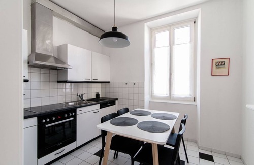 Massagno Apartment | Original apartment a few minutes from Lugano (Giuka Apartment)