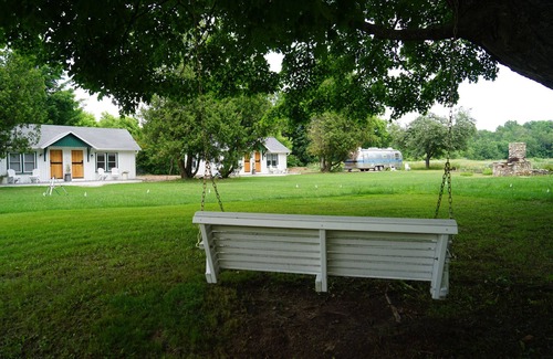 Ellison Bay Cottage | Original cottage from the 50's completely renovated, timeless . Old Door County!