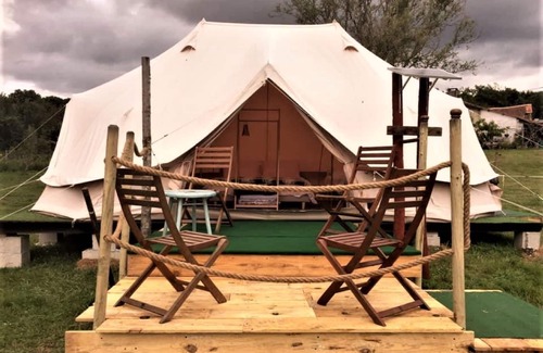 Le Vieux-Cerier Cabin | Original Mongolian Yurt in Charente