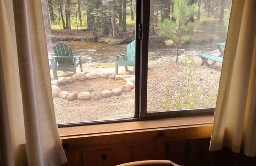 Estes Park Cabin | Original RMNP River Front Cabin on Thompson River