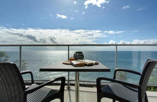 Jardim do Mar Apartment | Original Wave House
