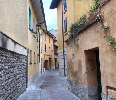 Cassano d'Adda Apartment | Originale Casa dell'Artista nel centro storico