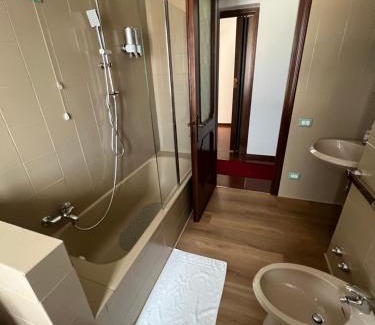 Orio al Serio Apartment | Orio easy relax 24h Airport 3 - a few steps