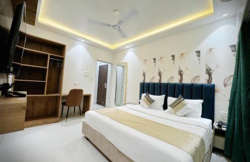 Santacruz Apartment | Orion Apartments