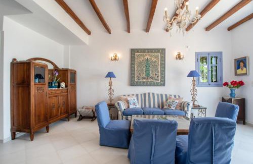 Maragas House | Orkos View House