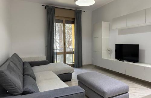 Savena Apartment | Orlandi Elegant Apartment
