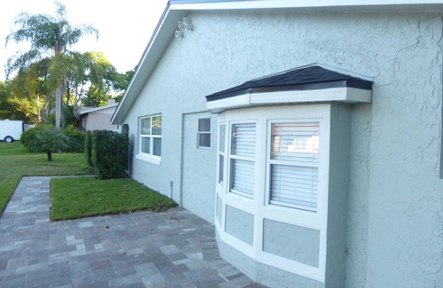 Altamonte Springs House | Orlando Area 4BR 2 Master Bedrooms 3B Pool Disney Universal Family pet friendly!