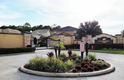Thousand Oaks House | Orlando Disney Vacation 5BR, 2 King Beds, Pool & Spa, Themed Rooms 5 Min to Shop