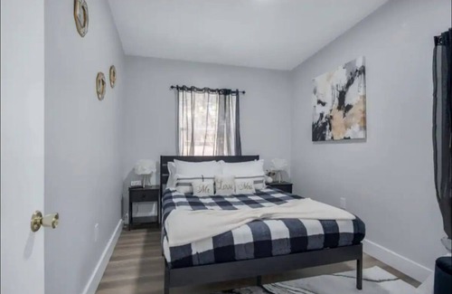 Monterey House | Orlando Luxury Home w/Pool next to Disney Springs.
