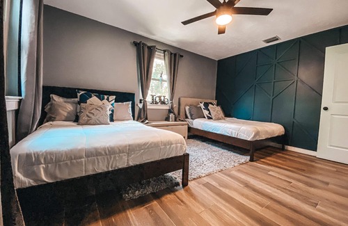 Orlando House | Orlando modern contemporary state of the art country home on a 5 acre property.