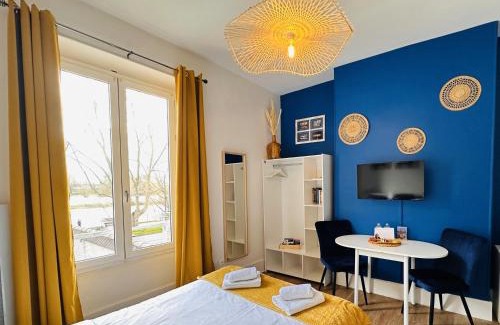 La Madeleine Apartment | ORLEANS BORD DE LOIRE - Etablissement avec 3 studios - Le Quai Saint Laurent - BY PRIMO C0NCIERGERIE