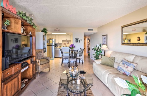 Ormond-by-the-Sea Condo | Ormond Beach Condo w/Balcony & Views