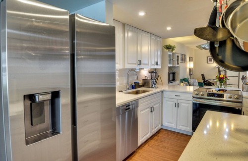 Ormond Beach House | Ormond Beach Condo w/ Private Beach Access!