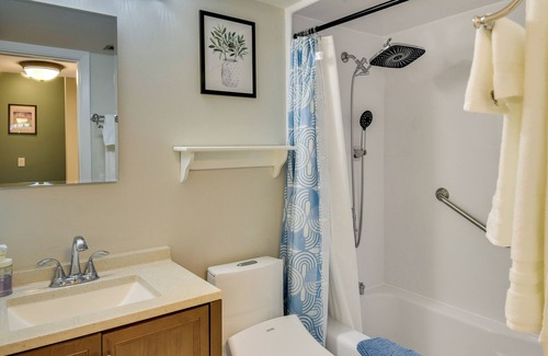 Ormond Beach House | Ormond Beach Condo w/ Private Beach Access!