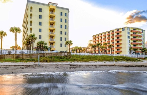 Bostroms Condo | Ormond Beach escape, 1 bedroom.