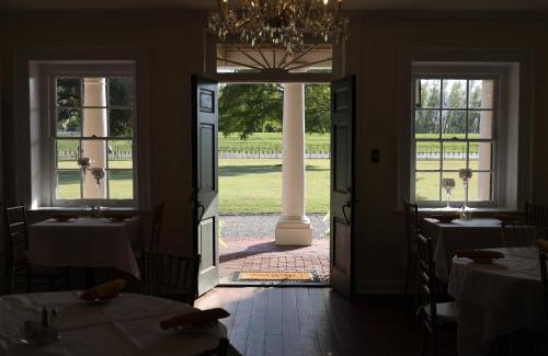Destrehan Bed & Breakfast | Ormond Manor