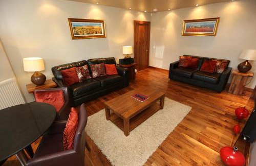 South Queensferry Hotel | Orocco Pier