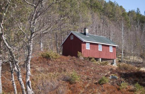 Gjemnes House | Orset setra - back to basic cabin - with amazing view