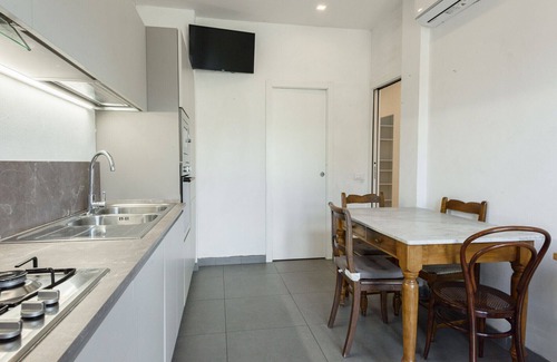 Ricorboli Apartment | Orsini apartment in Florence by Mmega