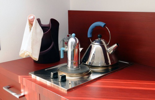 Crabbia Apartment | Orta See apartment in villa, garden overlooking the lake and beach Pettenasco