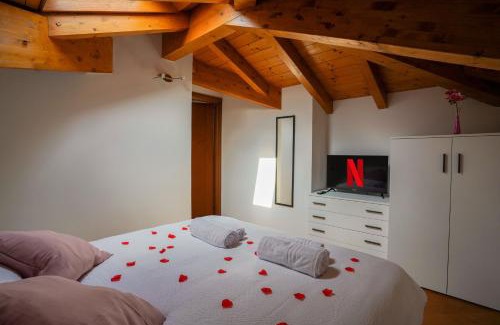 Sesto Calende Apartment | [Ortensia PentHouse] Leonardo Academy, MXP & Laghi