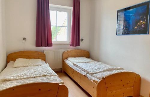 Orth Apartment | Orth B16 - toller Hafen-und Ostseeblick