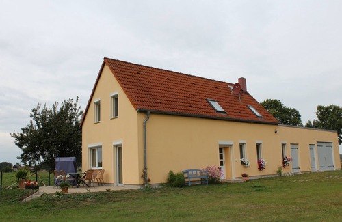 Letschin House | Ortwig: comfortable holiday home in a quiet, typical single location