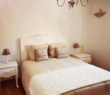 Casas Novas Bed & Breakfast | Os 3 RRR