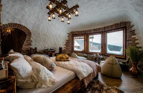 Pcim Ski Chalet | Osada Jaworzyny - Domek Hobbita z jaskinią SPA
