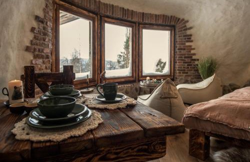 Pcim Ski Chalet | Osada Jaworzyny - Domek Hobbita z jaskinią SPA