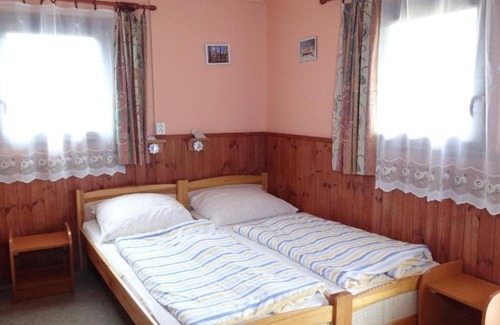 Nove Mesto na Morave Cabin | osada yukon