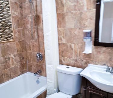Queens House | Osas Luxury Stay