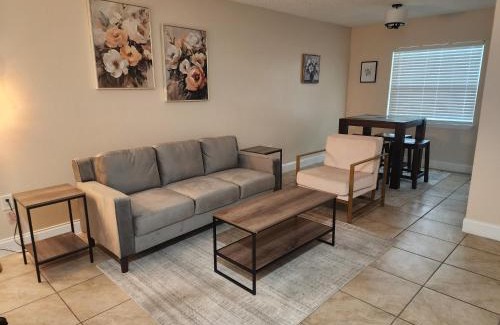East Lake Morton Apartment | Osceola 922 Condo