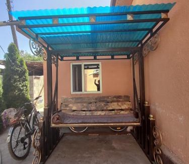Toktogul House | Oskar