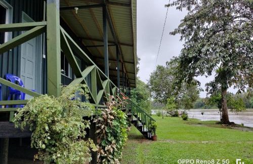 Kota Kinabatangan Bed & Breakfast | Osman homestay