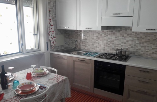 Minori Apartment | OSOLEMIOHOUSE - Minori- Amalfi Coast WIFI AND FREE TOURIST TAX/ASCENSOR