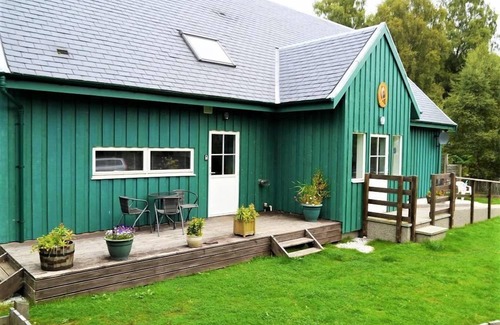Boat of Garten Cottage | Osprey Cottage - a cottage that sleeps 10 guests in 5 bedrooms
