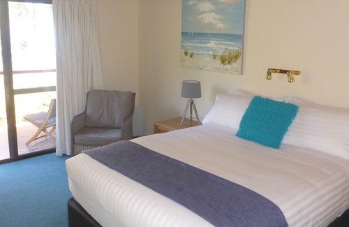 Eaglehawk Neck House | Osprey Lodge - Beachfront House with stunning ocean views