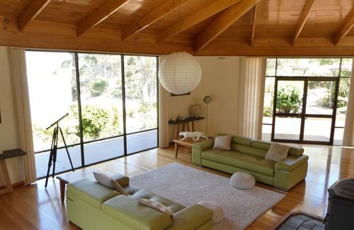 Eaglehawk Neck House | Osprey Lodge - Beachfront House with stunning ocean views