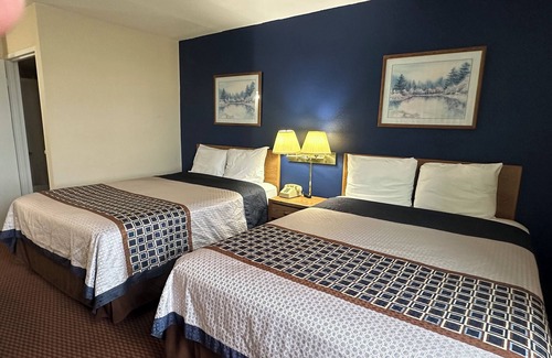 Osseo Hotel | Osseo Inn